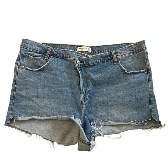 Abercrombie & Fitch The Mom Short High Rise Denim Jean Asymmetrical Plus Size 20 - Picture 1 of 6
